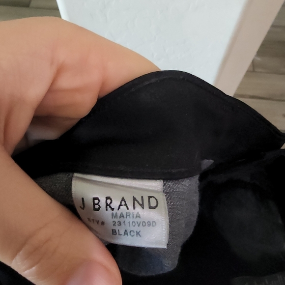 JBrand Maria High Rise Black Coated Jeans - Picture 5 of 6